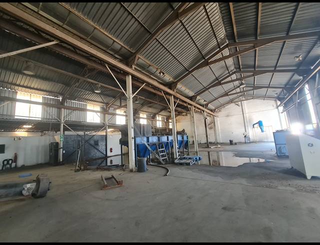 1,100M² WORKSHOP TO LET IN ELANDSFONTEIN